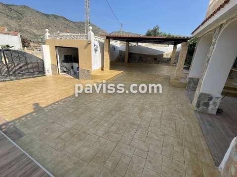 Obra de pavimento de hormigón realizada por PAVISS